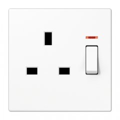 Kontaktligzda pārslēdzama Anglijas standarts, 13 A 250 V ~, skrūvju spailes BS 1363-1, 4 mm2, ar indikātoru