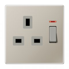 Kontaktligzda pārslēdzama Anglijas standarts, 13 A 250 V ~, skrūvju spailes BS 1363-1, 4 mm2, ar indikātoru,